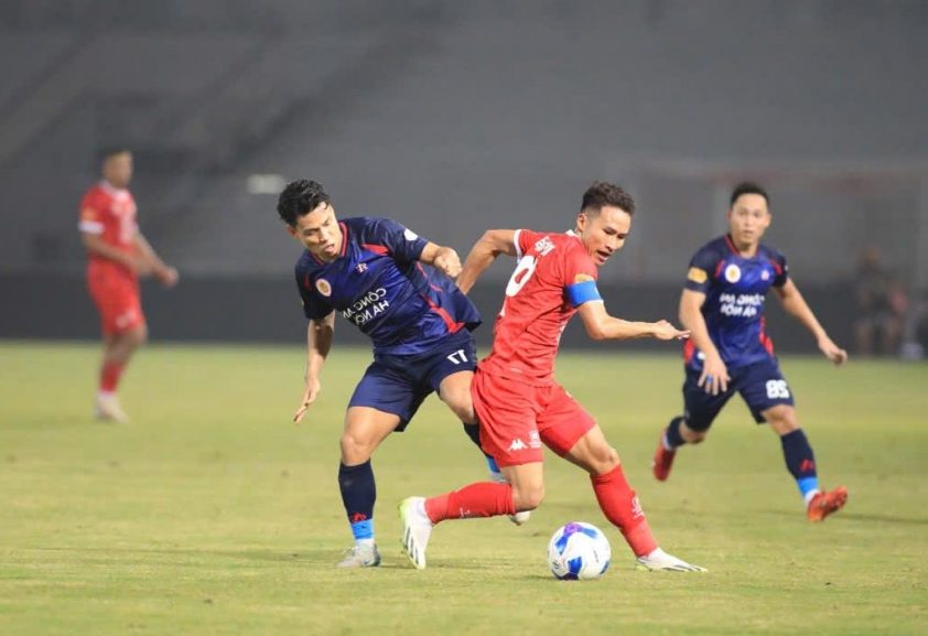 Tiền vệ Triệu Việt Hưng lỡ hẹn AFF Cup 2024 vì chấn thương nặng