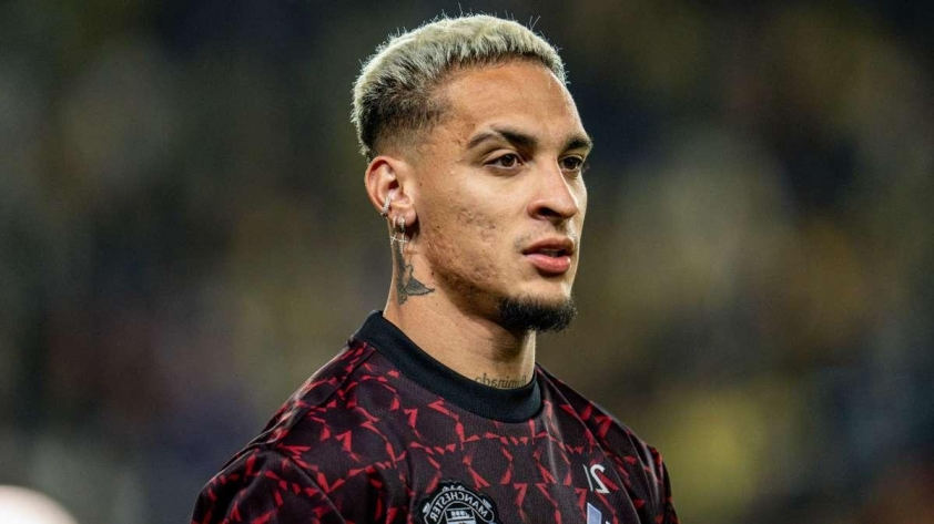 Sóng gió chuyển nhượng Barcelona mất Fati, MU sẵn sàng chia tay Antony