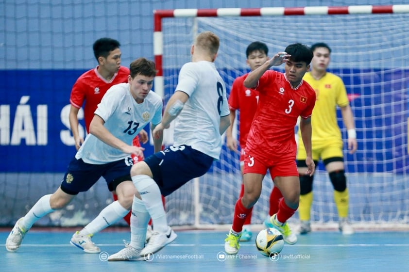 Trận hòa đầy kịch tính giữa U19 futsal Việt Nam và Nga