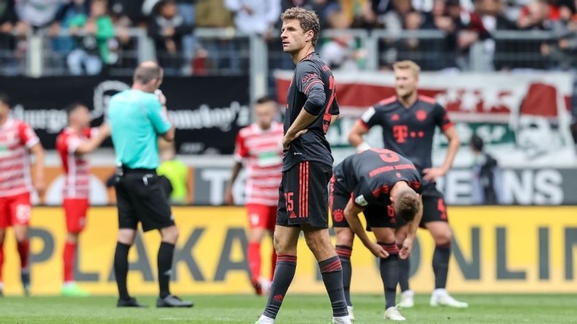 Bayern Munich Khoảng cách giữa HLV và cầu thủ nhen nhóm sự phản kháng