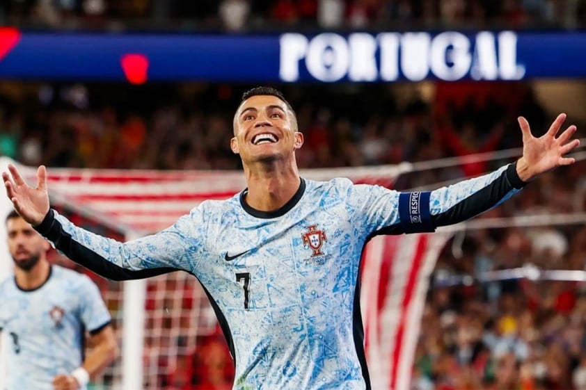Bồ Đào Nha công bố đội hình triệu tập ấn tượng, Ronaldo dẫn đầu dàn sao