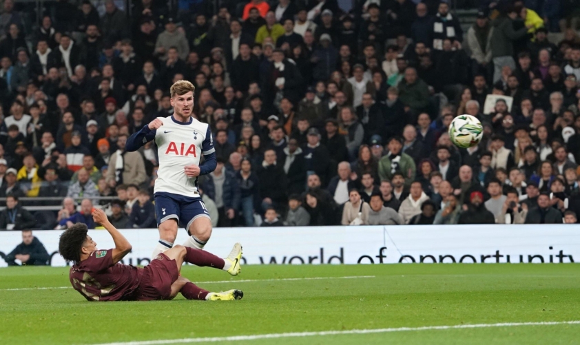 Lịch thi đấu tứ kết Carabao Cup Man Utd gặp Tottenham, Arsenal đụng độ Crystal Palace