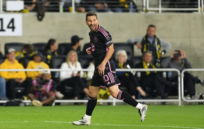 Trận mở màn vòng playoff của Inter Miami chiếu màn hình khổng lồ tại Quảng trường Thời đại