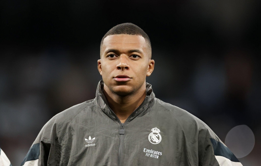 Kylian Mbappe trở về Pháp dự lễ trao giải Quả bóng vàng 2024