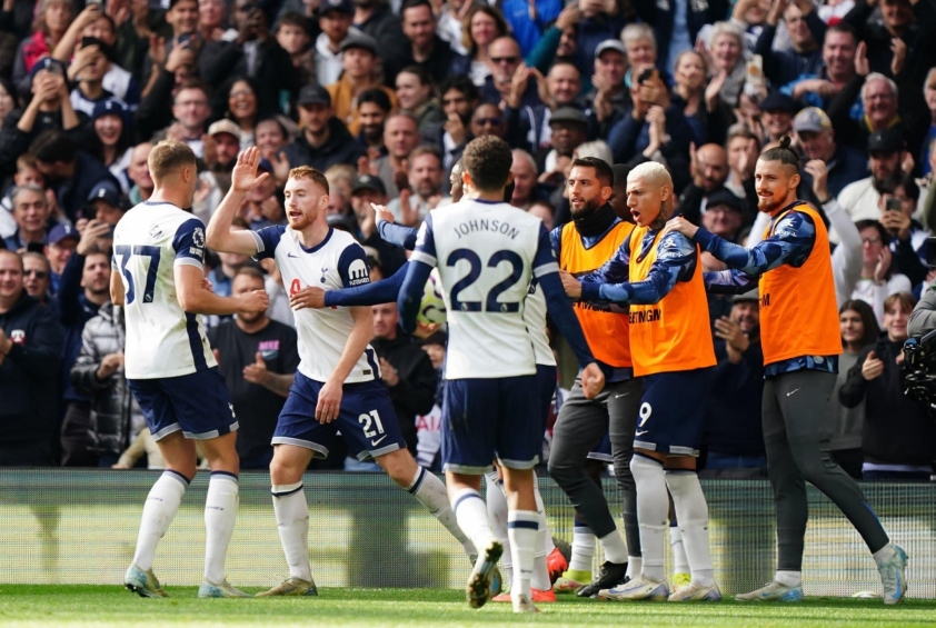 Tottenham ngược dòng ấn tượng để đánh bại West Ham 4-1 trong trận cầu ngoại hạng Anh