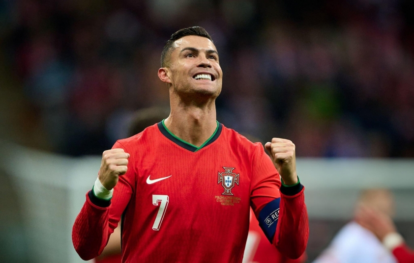 Cristiano Ronaldo Không Đấu Như Một Cầu Thủ Ở Tuổi 39, Theo HLV Roberto Martinez