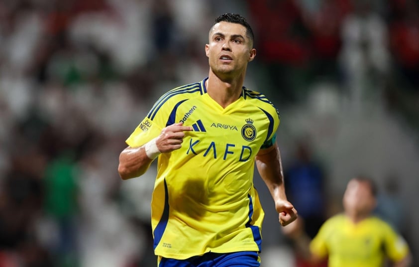 Cristiano Ronaldo: Huyền thoại bóng đá và biểu tượng của sự giàu có