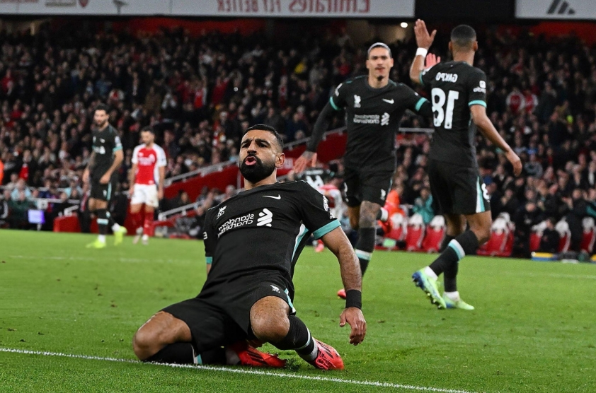 Arsenal và Liverpool cầm hòa 2-2 trong trận cầu mãn nhãn