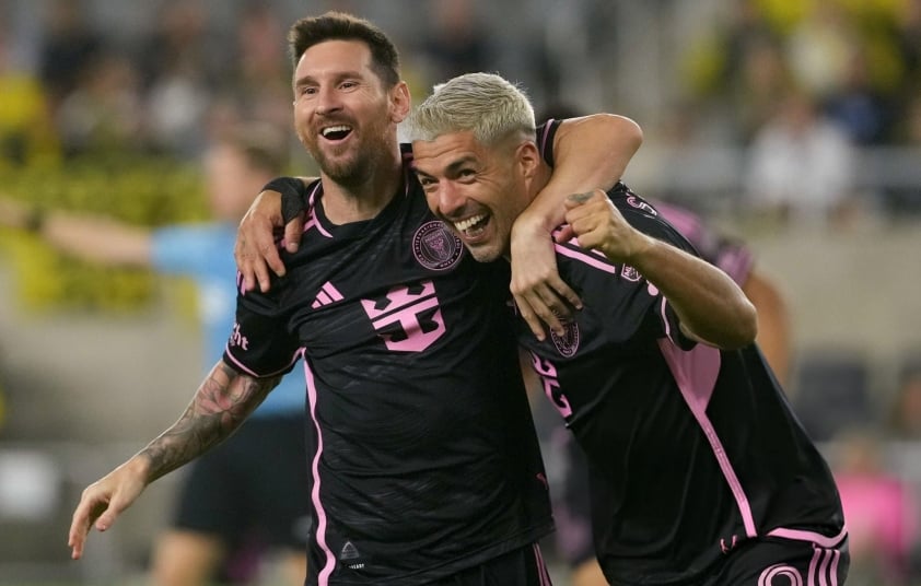 Trận mở màn vòng playoff của Inter Miami chiếu màn hình khổng lồ tại Quảng trường Thời đại