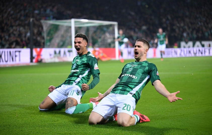 Werder Bremen cầm hòa Leverkusen sau màn rượt đuổi tỷ số kịch tính