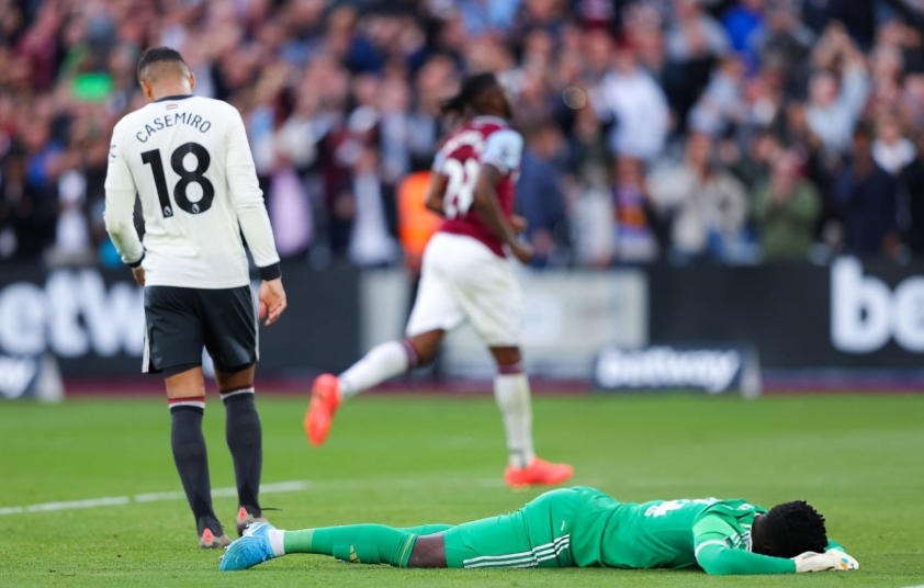 Phẫn nộ vì quyết định phạt đền gây tranh cãi tước đi chiến thắng của Man Utd