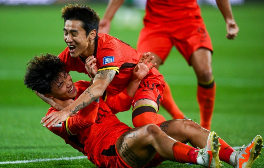 ĐT Trung Quốc lại thua ngược, tiếp tục đứng cuối bảng vòng loại World Cup 2026
