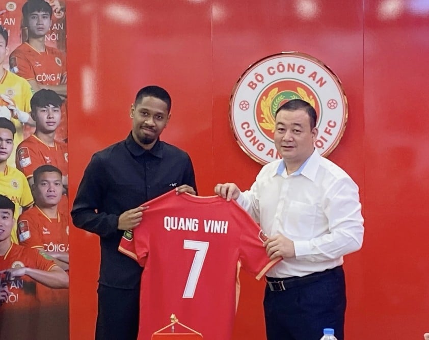 Jason Pendant Quang Vinh Hậu vệ Việt kiều tiềm năng nhập tịch, sẵn sàng phục vụ ĐT Việt Nam