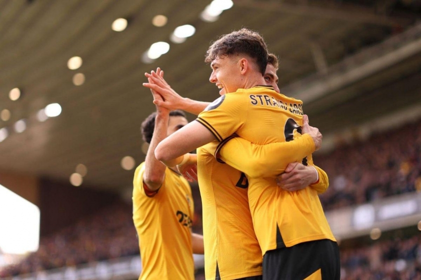 Man City Khó Khăn Trong Chiến Thắng 2-1 Trên Sân Của Wolves
