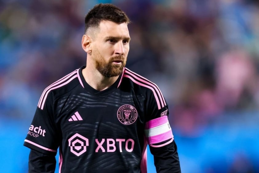 Cú Văng Tục Của Messi Về Quá Khứ Từng Thi Đấu Ở PSG