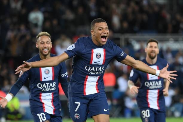PSG Lật Ngược Thế Cờ Đánh Bại Nice, Tiếp Tục Vững Chắc Ngôi Đầu Ligue 1