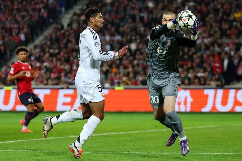Real Madrid thua Lille Cảnh báo đanh thép về lối chơi mất cân bằng