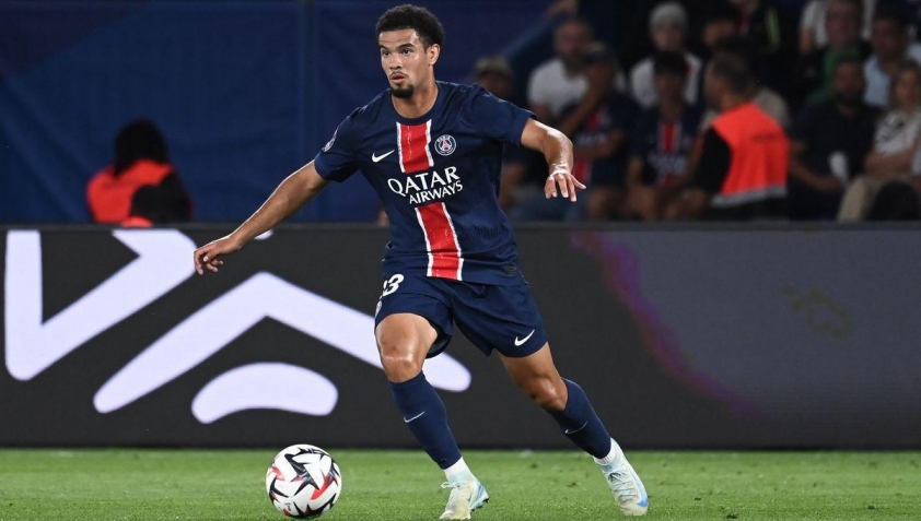 Warren Zaïre-Emery Tấm gương kiên cường trước sự chỉ trích, noi theo Cristiano Ronaldo