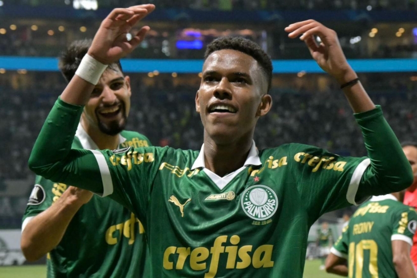 Estevao Willian Thần đồng bóng đá khiến Neymar phải khom lưng