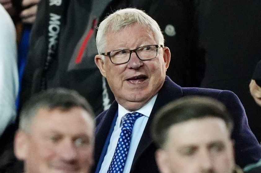 Sir Alex Ferguson vắng mặt tại chiến thắng của MU, lý do khiến người hâm mộ bất ngờ