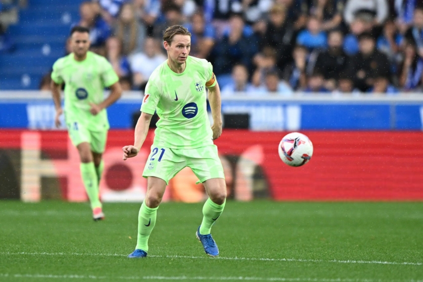 Frenkie De Jong tiếp tục gặp vấn đề về thể trạng, hoãn hy vọng ra sân cho Barcelona trước Sevilla