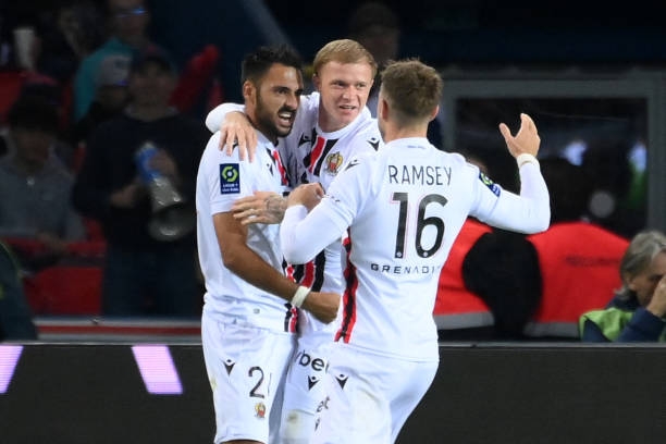 PSG Lật Ngược Thế Cờ Đánh Bại Nice, Tiếp Tục Vững Chắc Ngôi Đầu Ligue 1