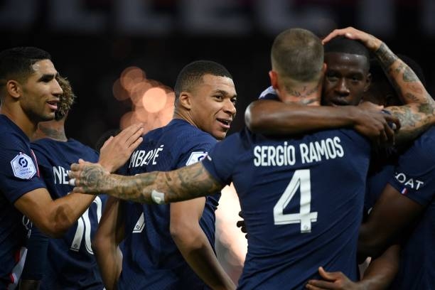 PSG Lật Ngược Thế Cờ Đánh Bại Nice, Tiếp Tục Vững Chắc Ngôi Đầu Ligue 1