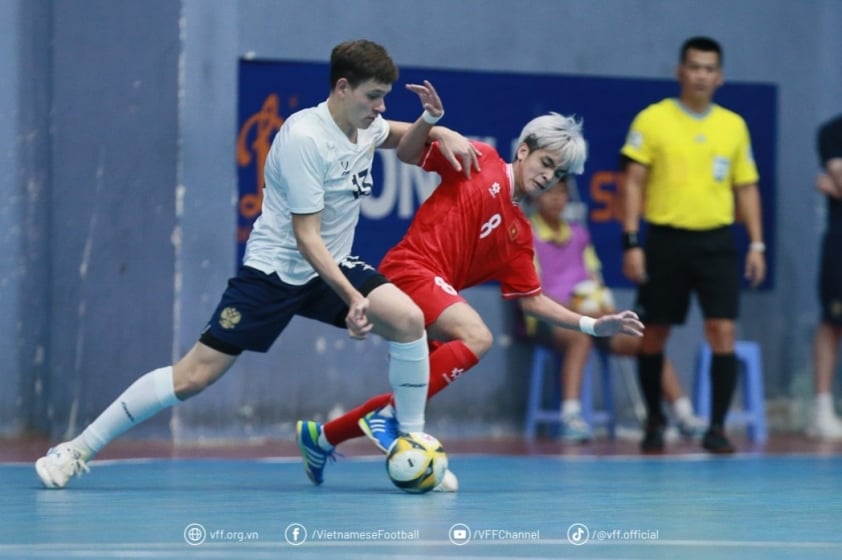 Thể hiện bản lĩnh siêu hạng, U19 Futsal Việt Nam hạ gục đối thủ mạnh U19 Nga