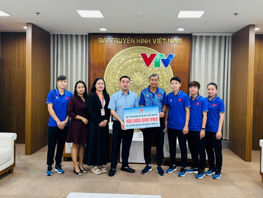Đội tuyển nữ Việt Nam chung tay hỗ trợ đồng bào miền Trung bị ảnh hưởng bởi thiên tai