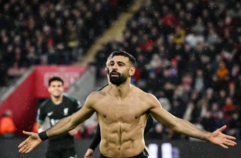 Mohamed Salah Bùng Nổ Với Cú Đúp, Gọi Tên Liverpool Gia Hạn Hợp Đồng