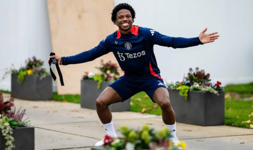 Tyrell Malacia Tái Xuất Sau Chấn Thương, Mở Ra Hy Vọng Cho Hàng Thủ Manchester United