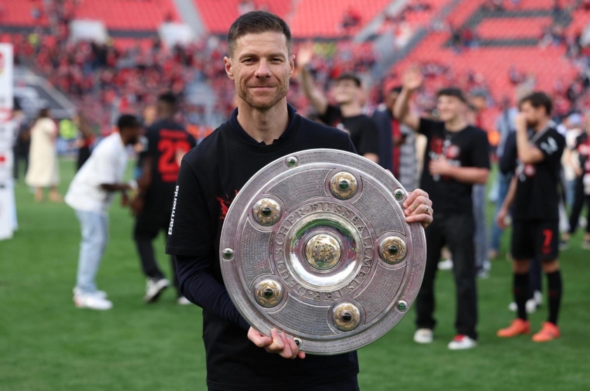 Ngôi Sao Real Madrid Xabi Alonso Sắp Trở Lại Bernanbeu Thay Thế Carlo Ancelotti