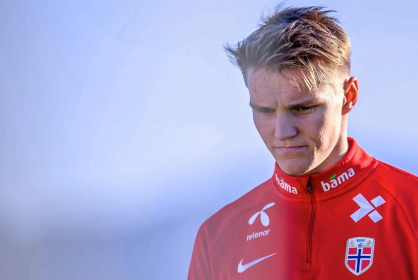 Martin Odegaard rút lui khỏi đội tuyển Na Uy vì chấn thương mắt cá chân
