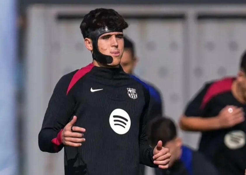 Tranh cãi giữa Barcelona và RFEF về trường hợp triệu tập Pau Cubarsi