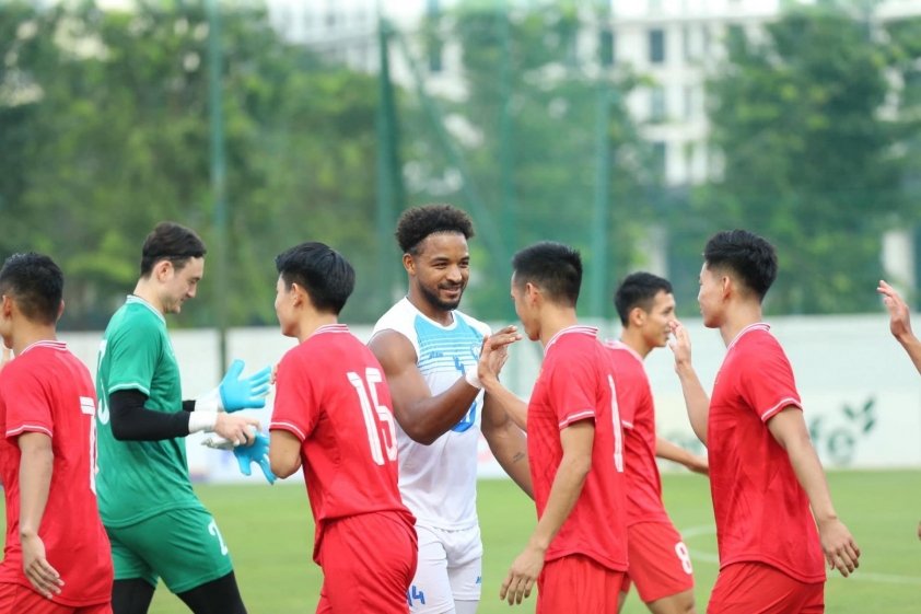 Giải mã sự vắng mặt bất ngờ của Xuân Son trong danh sách đề cử Quả bóng vàng Việt Nam 2024