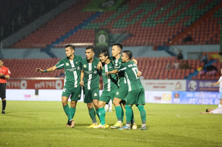 Công Phượng Tỏa Sáng Cú Đúp Giúp CLB Bình Phước Đánh Bại Khánh Hòa