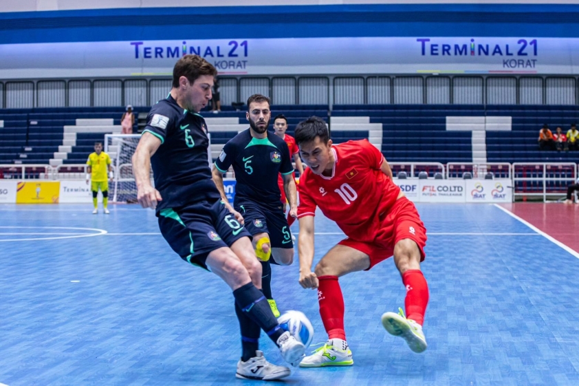 Thắng ngược đầy kịch tính, futsal Việt Nam vào chung kết giải Đông Nam Á