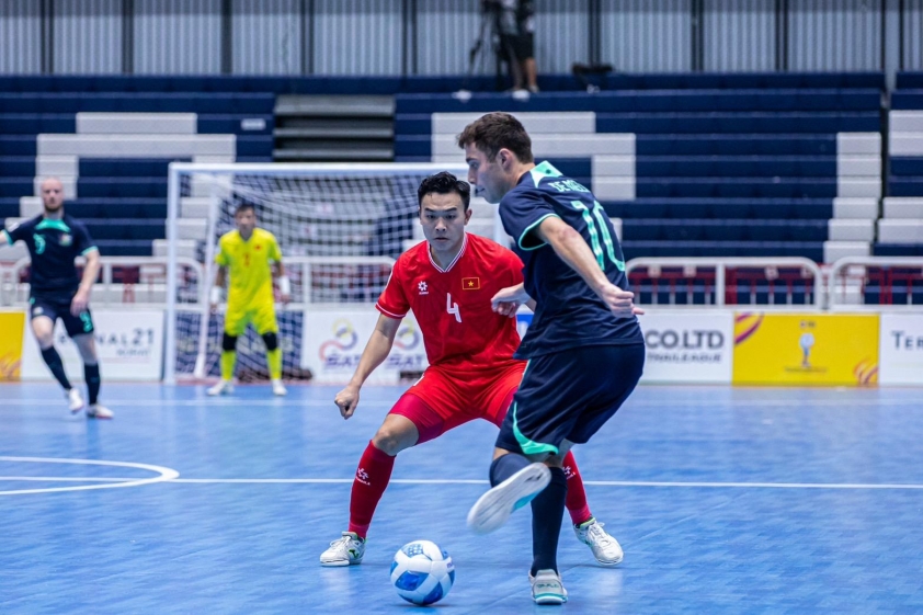 Thắng ngược đầy kịch tính, futsal Việt Nam vào chung kết giải Đông Nam Á
