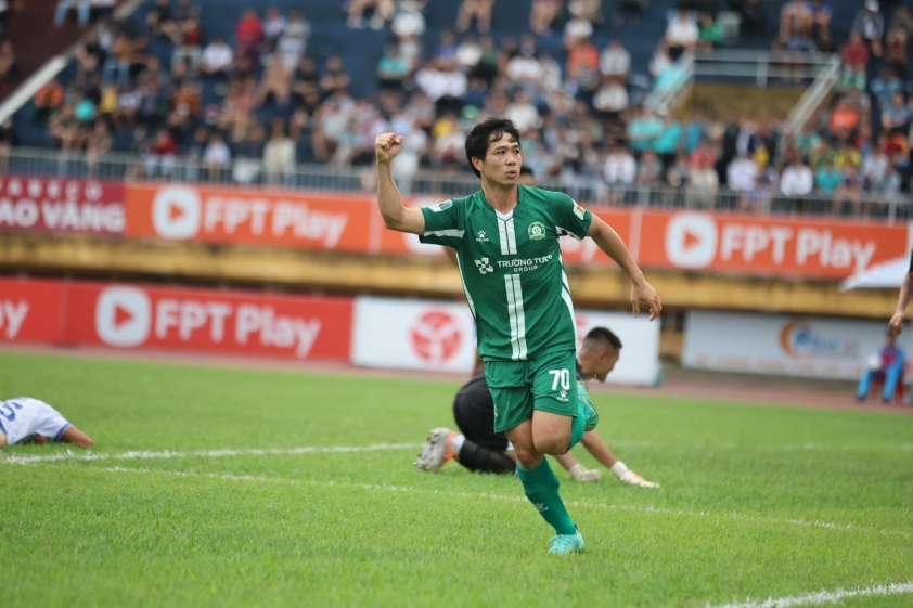 Công Phượng Trở Về HAGL trong Quãng Nghỉ của AFF Cup 2024