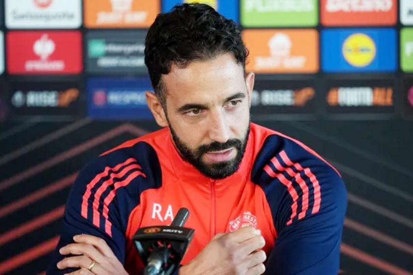 Manchester United nhắm đến ngôi sao Benfica Tomas Araujo như chốt chặn hàng phòng ngự