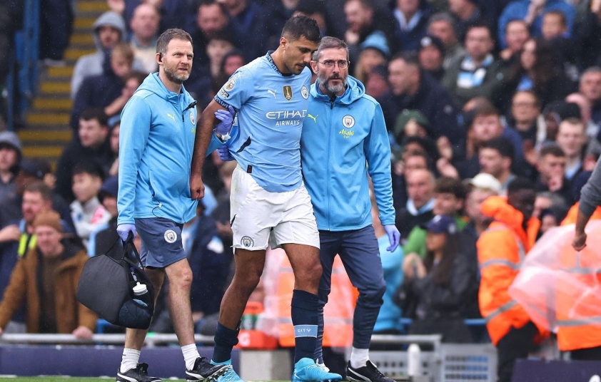 Bài toán lực lượng thách thức Man City trước thềm trận đấu với Sporting Lisbon
