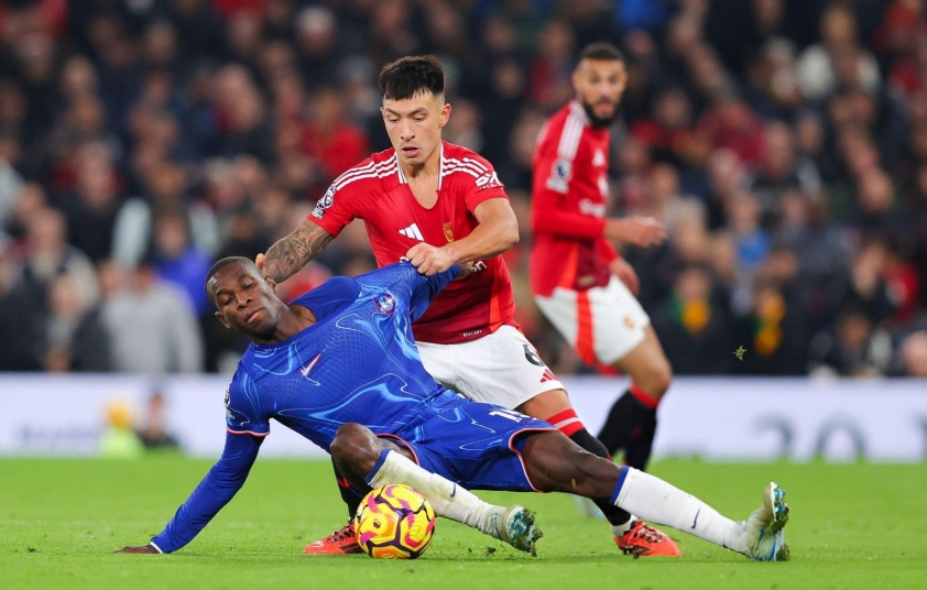 Quỷ dữ ám ảnh Chelsea The Blues kéo dài chuỗi trận thất vọng tại Old Trafford