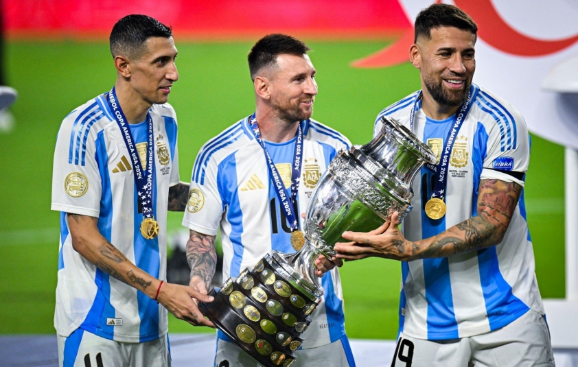 Cuộc đua Quả bóng vàng Dubai 2024 Ronaldo và Messi tiếp tục cạnh tranh