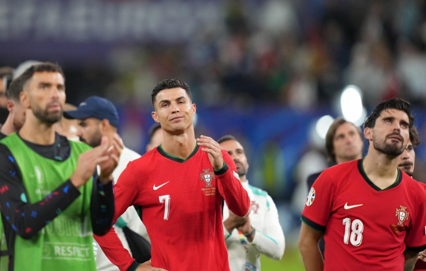 Cuộc đua Quả bóng vàng Dubai 2024 Ronaldo và Messi tiếp tục cạnh tranh