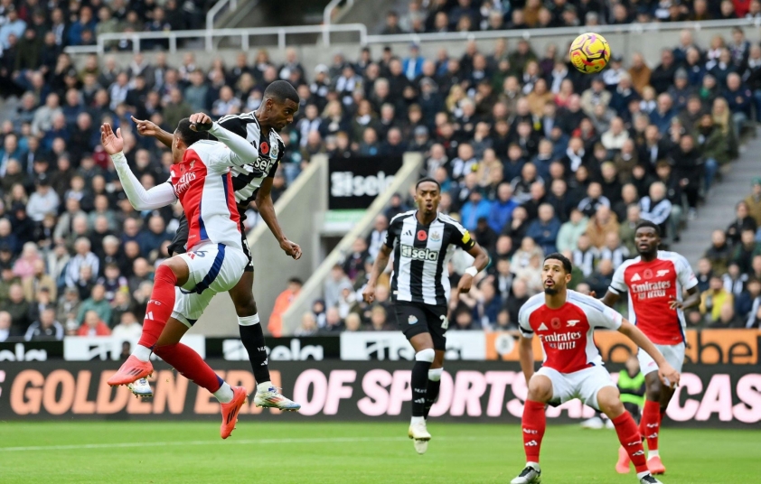 Pháo thủ Arsenal gục ngã trước Newcastle, hòa trận thứ 3 liên tiếp tại Ngoại hạng Anh