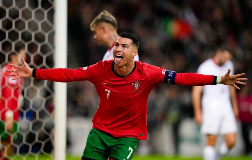 Ronaldo ngồi ngoài trận sắp tới với Croatia, Bồ Đào Nha tiếp tục thể hiện sức mạnh