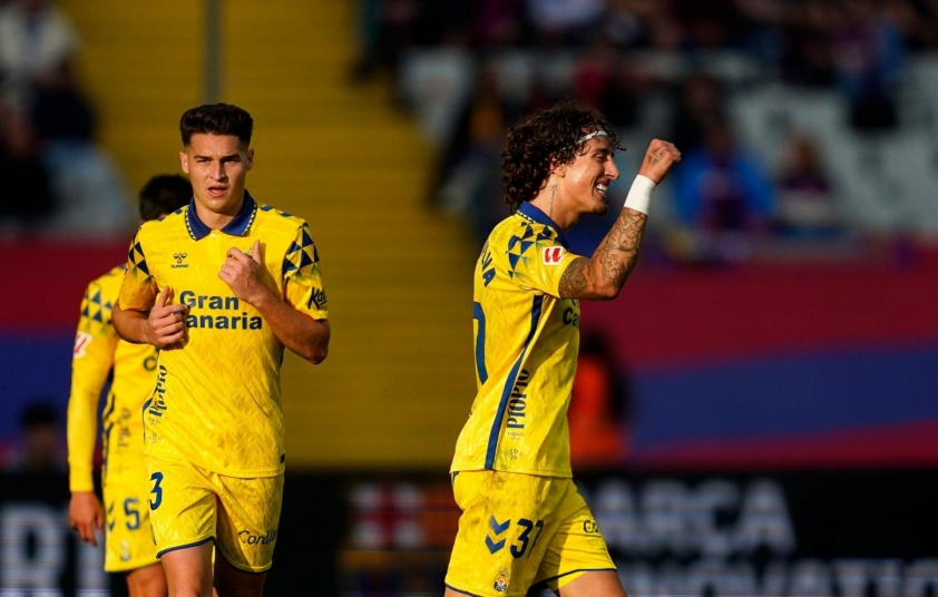 Barcelona bất ngờ gục ngã trên thánh địa Camp Nou trước Las Palmas