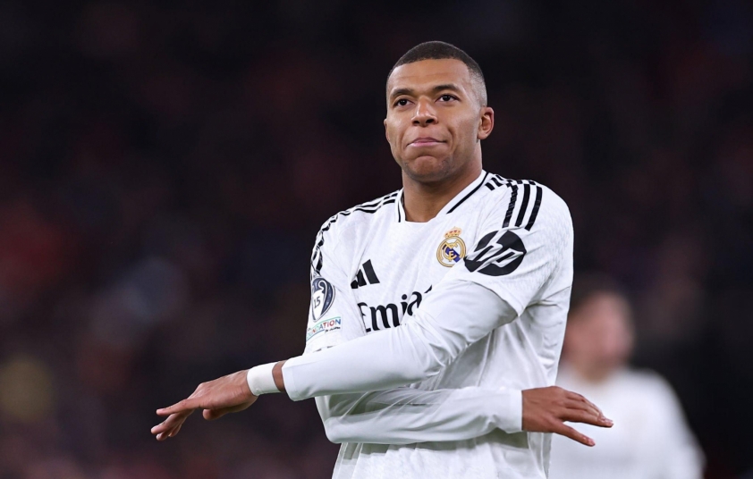 Real Madrid tạo cột mốc đáng quên tại Champions League khi để thua Liverpool