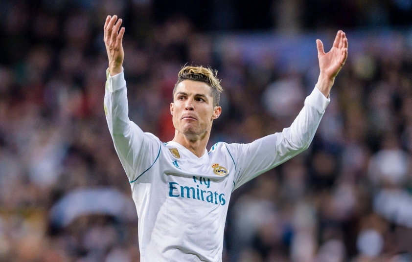 Cristiano Ronaldo Ngôi sao đa ngôn ngữ, kết nối thế giới bóng đá