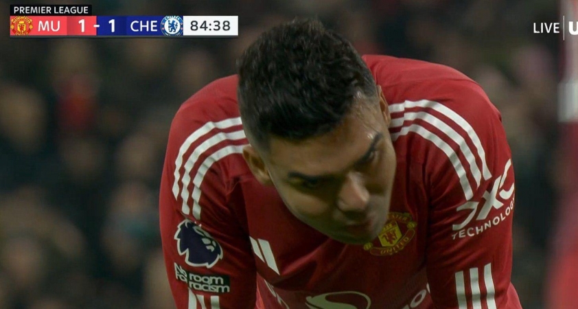 Đàn Em Nhận Lời Mắng Từ Casemiro Sau Những Màn Trình Diễn Tệ Hại